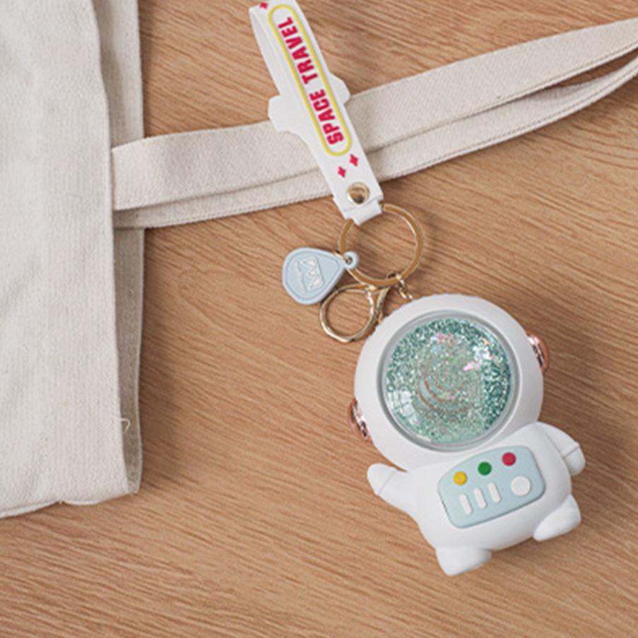 Sangat Nyaman.. Astronaut Cute Fan Kipas Angin Mini Portable Karakter Kipas Astronot Kapasitas Besar