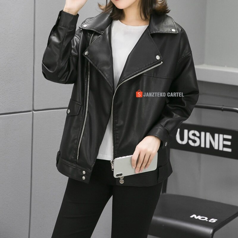 JNK x LODRI - Jaket Kulit Wanita PU Longgar Vintage Jaket Longgar Gaya Jalanan Mode Jaket Ukuran Besar Punk Style Moto High Street Pakaian Kasual Cewek Perempuan Modis Korea KPOP Viral Zipper Leather Jacket Oversize Original Premium Import Acara New 2022