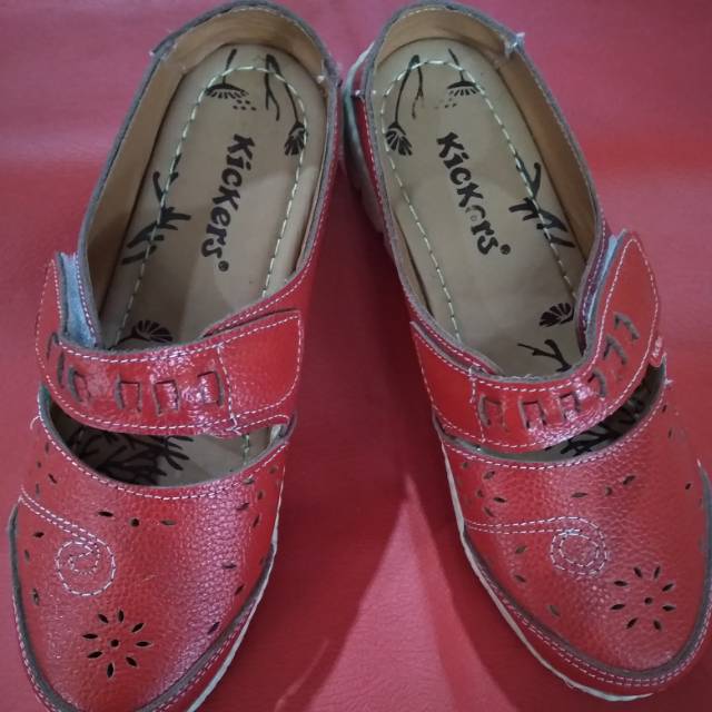 Kickers sepatu sandal santai wanita bahan kulit asli