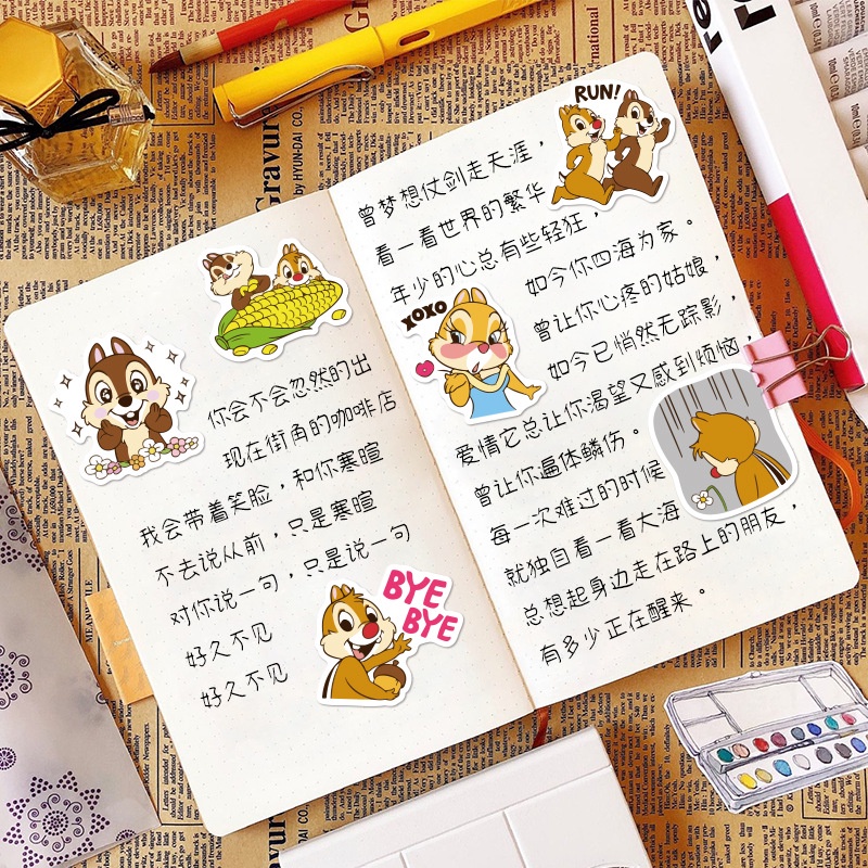 40 lucu Qiqi dan Titi stiker kartun tupai cangkir air stiker ponsel kasus bagasi tangan Buku stiker