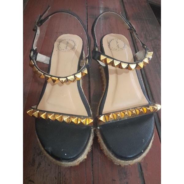 Preloved sepatu sandal wedges