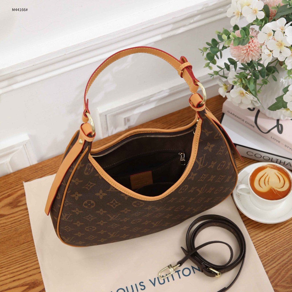 Hobo Shoulder Bag M44166