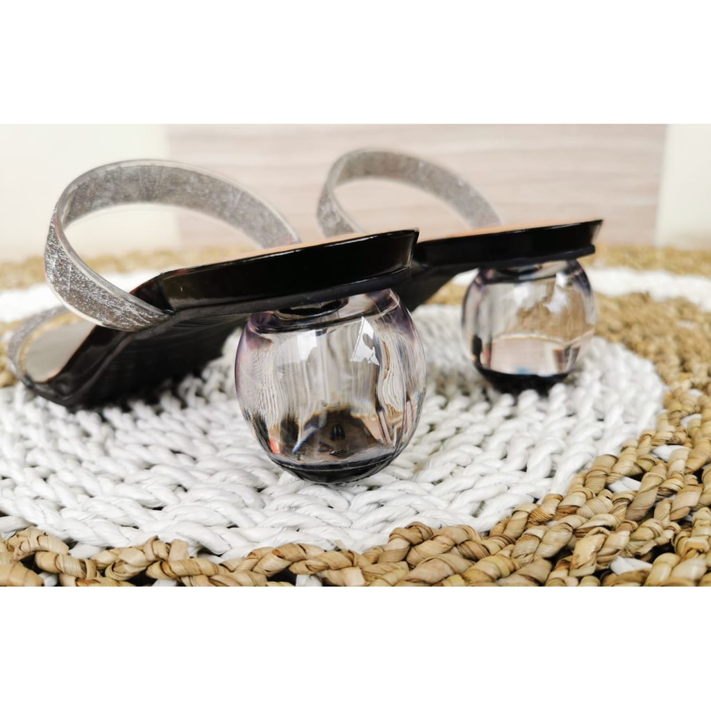 Malaika- REINE Hak Kaca Bulat 5 CM