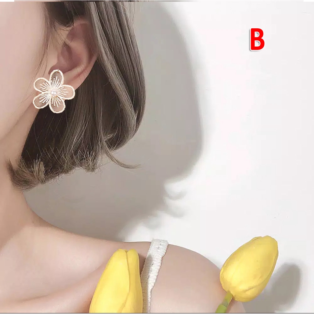 Anting Korea Wanita / Anting Tusuk Bunga Daisy 536