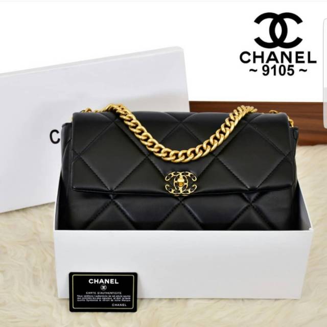 Tas selempang chanel
