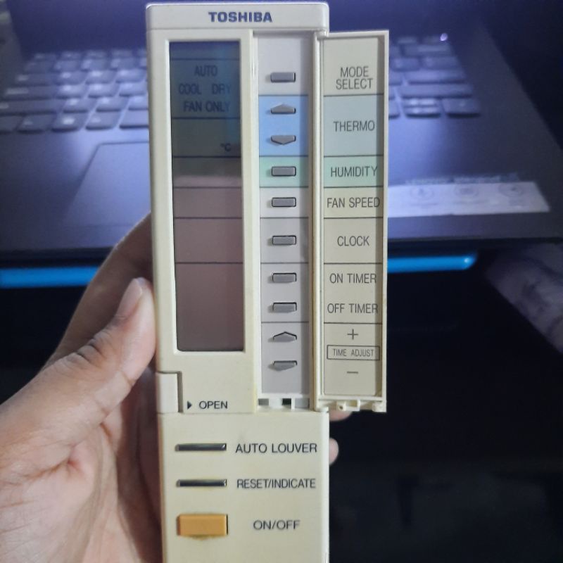 REMOTE REMOT AC TOSHIBA LR4 ORIGINAL ASLI