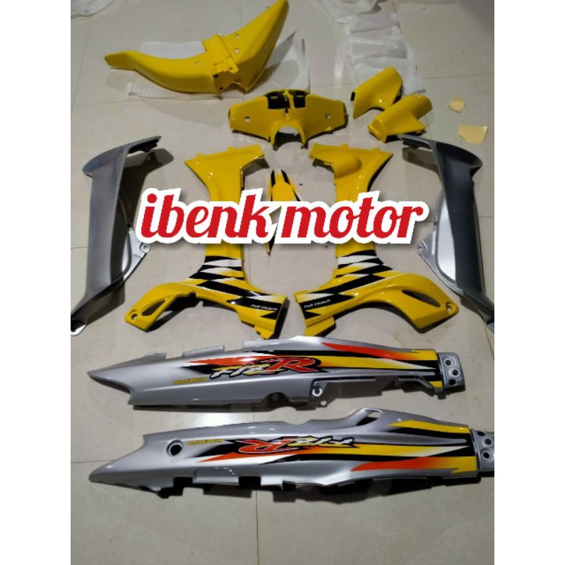 cover body halus f1zr milenium mile kuning silver plus striping