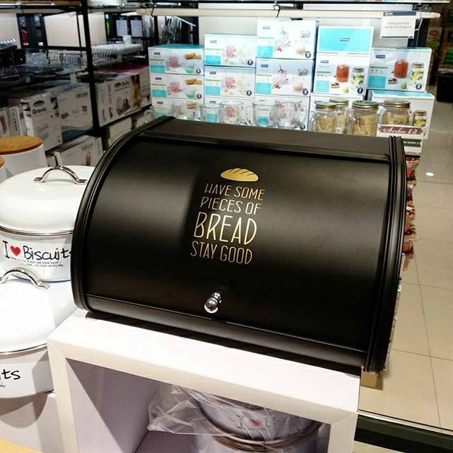 Bread box / tempat roti informa