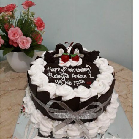 

Blackforest kue ulang tahun