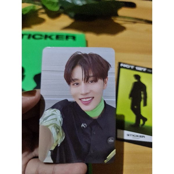 Photocard Official Taeil versi sticky