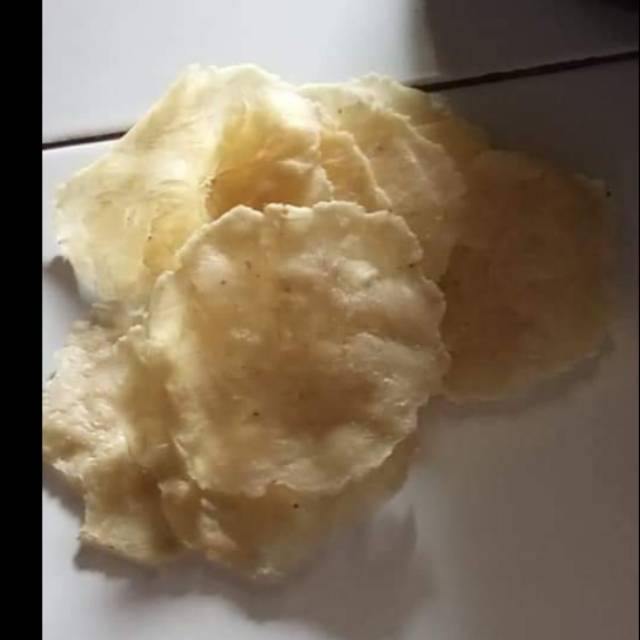 

Emping melinjo mentah 1/2 kg