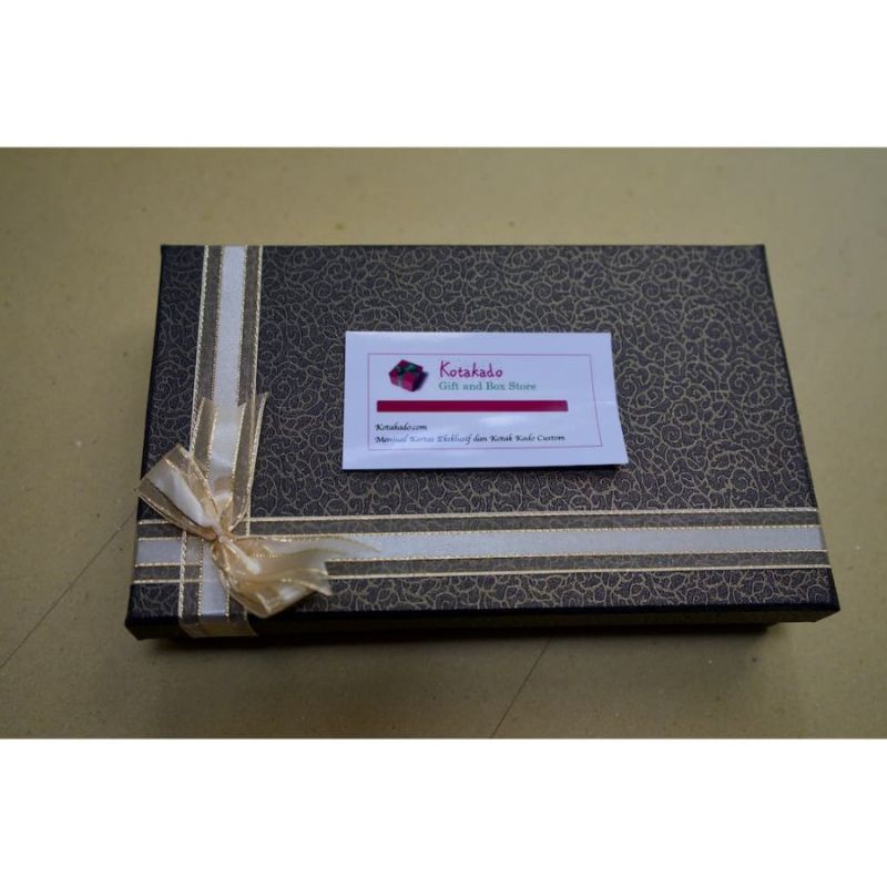 

kotak kado P25 x L15 x T5