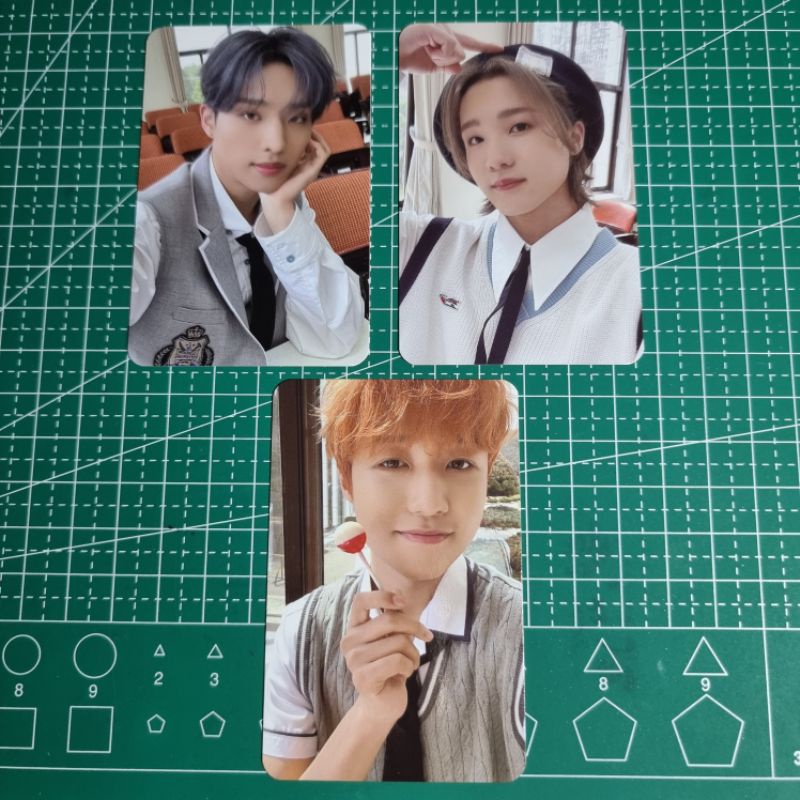 P1Harmony P1AY HERE Photobook MD dan Sharing