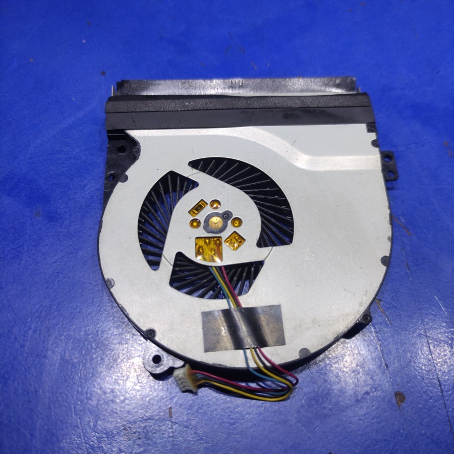 FAN ASUS X450 X450C X450CA X550C X550CA TYPE XUIROZ 5v -0.40A (4PIN)