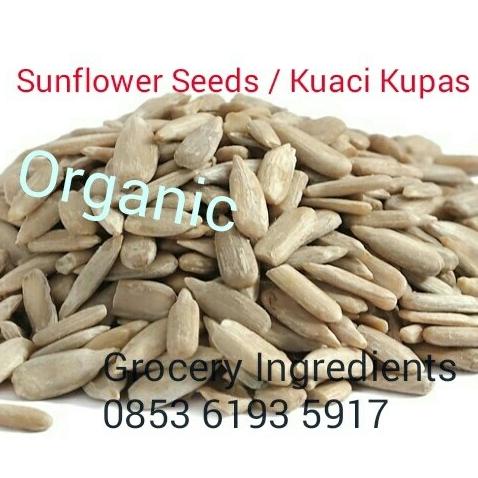

Sunflower Seeds Organik - 500Gram / Kuaci Kupas / Biji Bunga Matahari