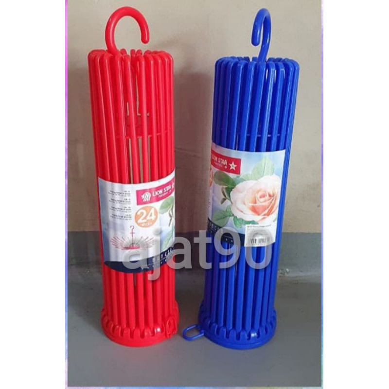 gantungan baju bayi lion star