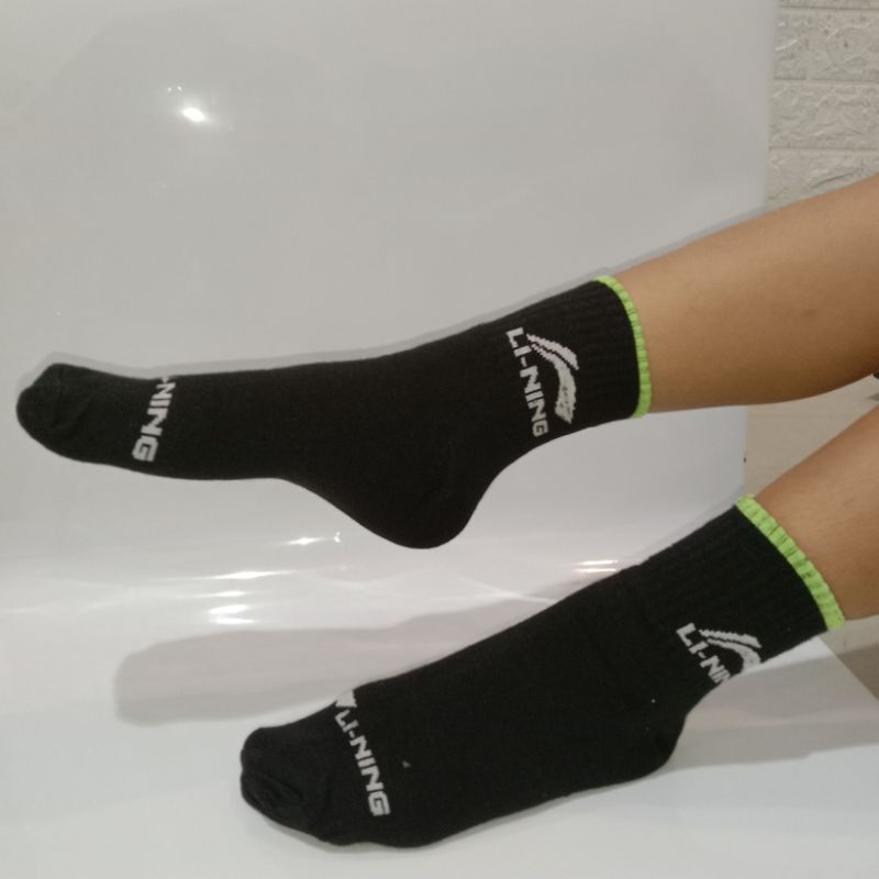 Kaos kaki olahraga badminton Li-Ning hitam garis hijau stabilo terlaris