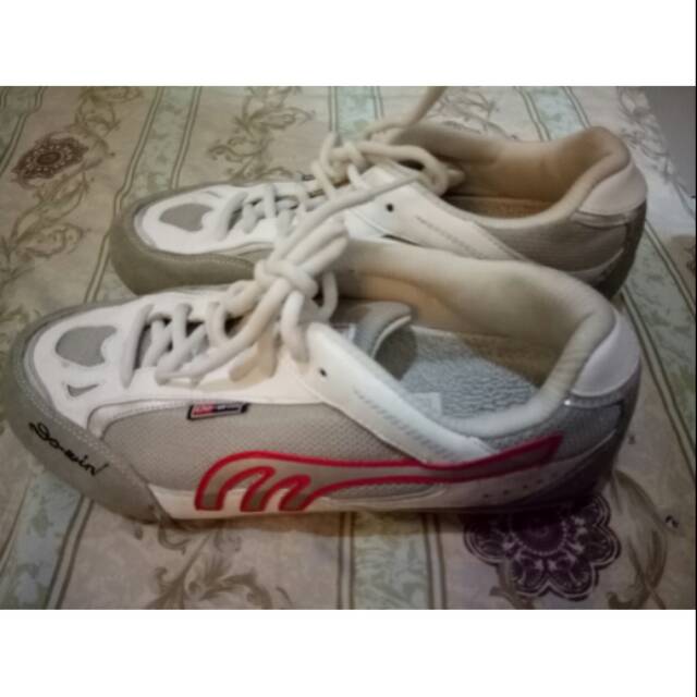Sepatu Anggar Do win