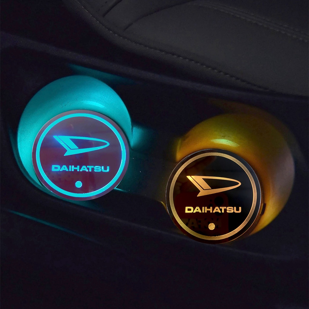 Tatakan Gelas / Botol Minum Dengan Lampu Led 7 Warna + Port Charger USB Untuk Mobil Daihatsu Rocky Taruna Ayla Xenia Ceria