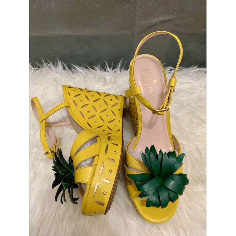 Preloved Sepatu Wedges Kate Spade