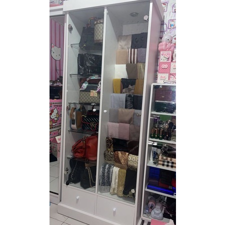 lemari hijab/lemari tas kaca/lemari tas hijab minimal