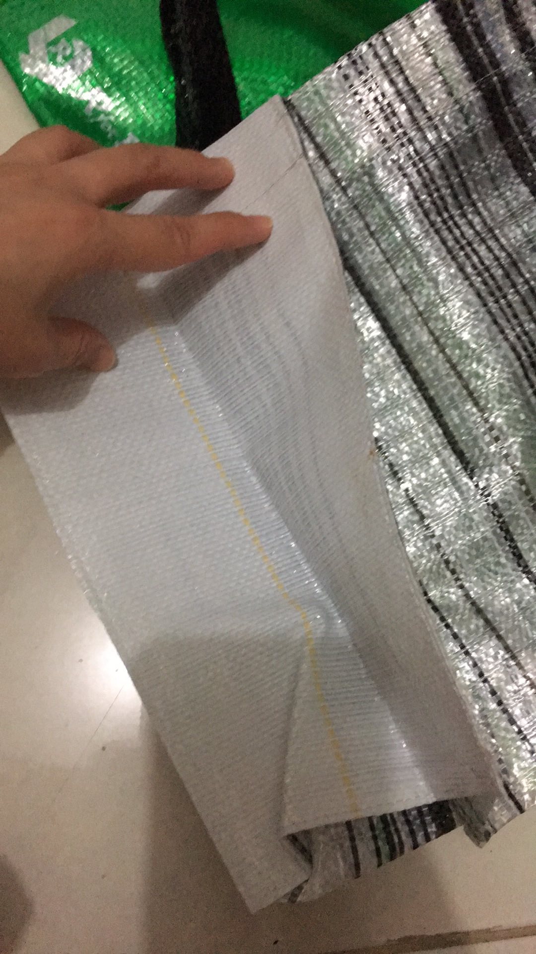 Tas Belanja Motif Mix - Medium (ramah Lingkungan, Daur Ulang, Reusable)