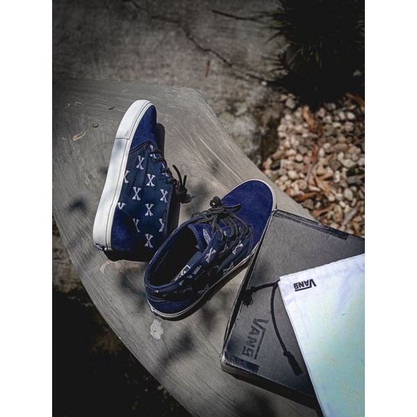 VANS CHUKKA SYNDICATE x WTAPS "CROSS BONES" BLUE (2007 RELEASED).