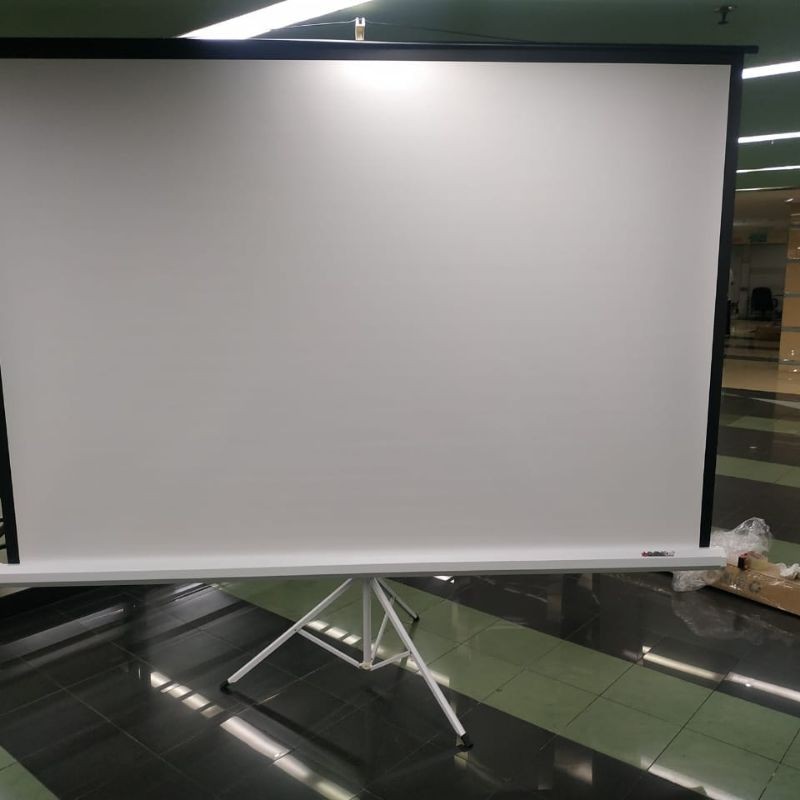 Screen Proyektor tripod 120"