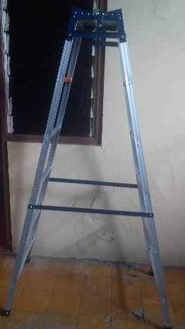 1.75 M Alat Rumah Tangga Renovasi Pertukangan // Tangga Lipat Aluminium Alumunium Almunium 1,75m
