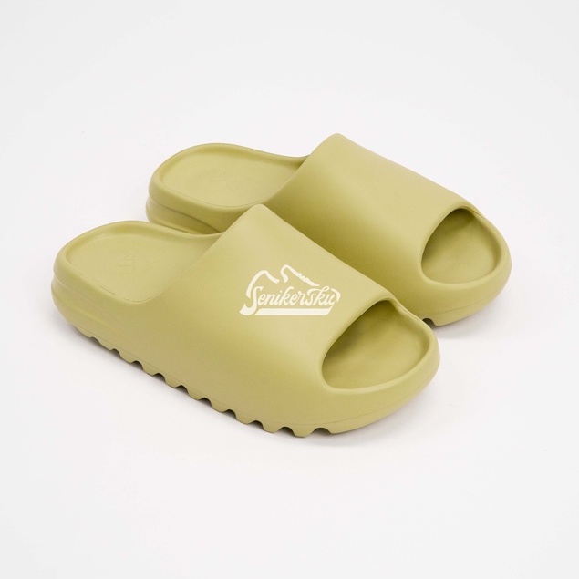 Yeezy Slide Resin