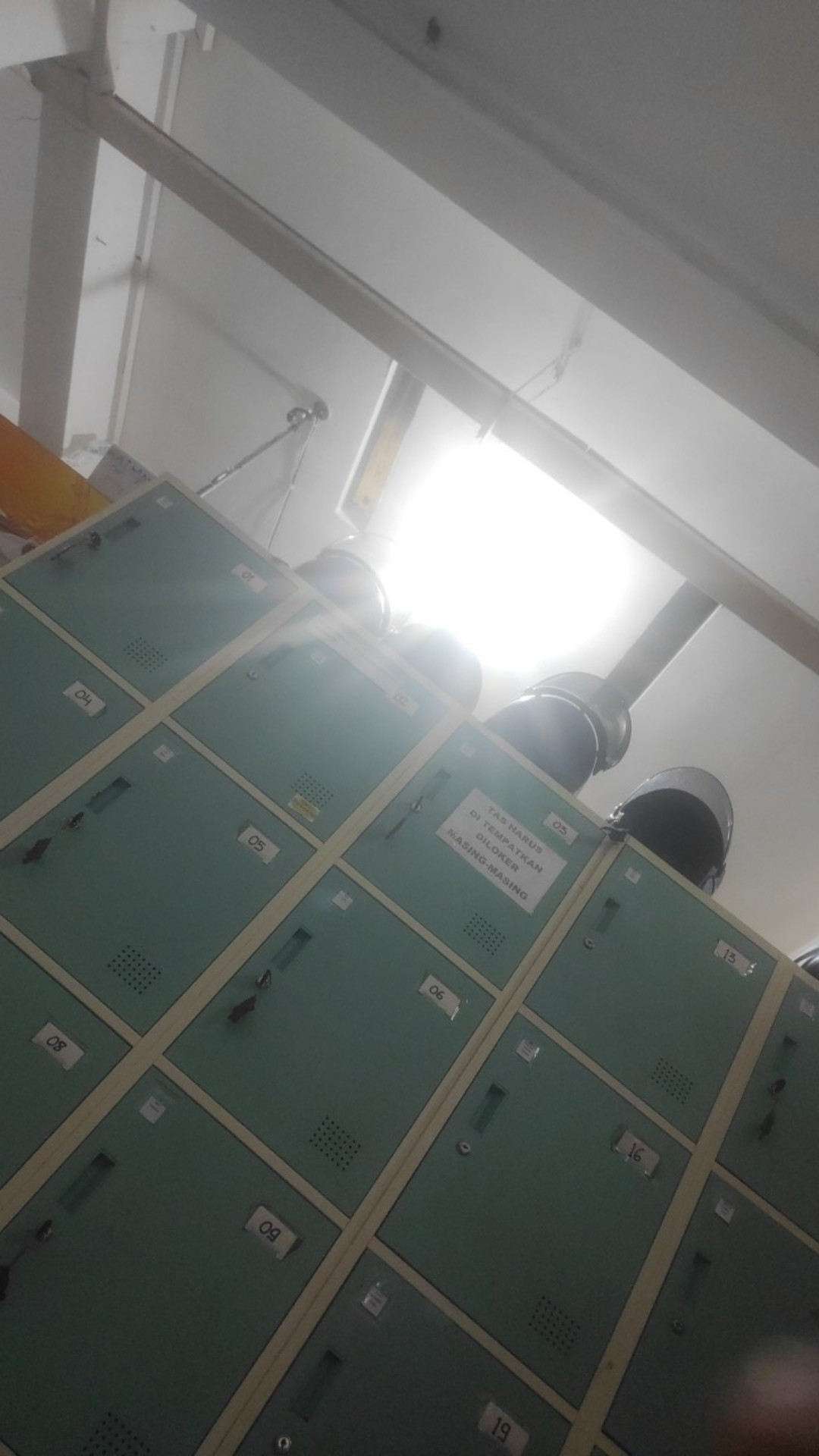 Naga Series Nareswari Kemeja Batik Lengan Pendek Katun Halus Fashion Pria Batik Seragam Batik