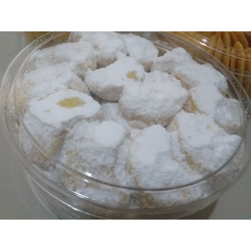 

Putri Salju/Aneka Kue Lebaran