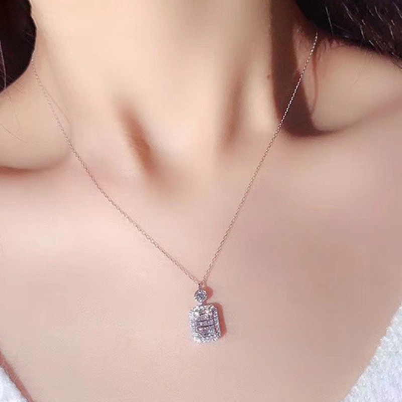 Kalung Dengan Liontin Bentuk Geometris Bahan Cubic Zirconia Untuk Wanita