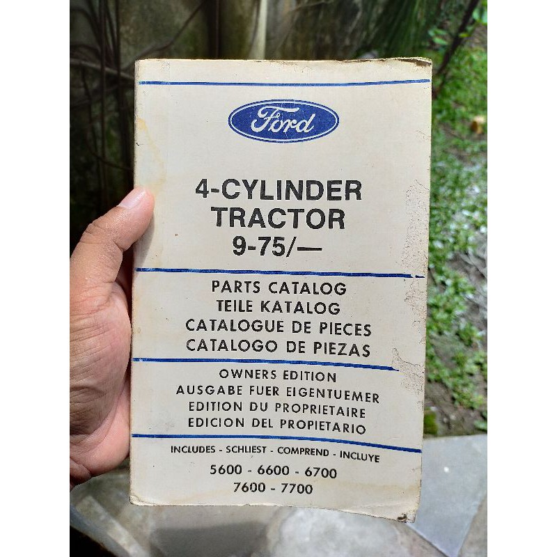 Buku Antik Parts Catalog Ford Tractor 1975