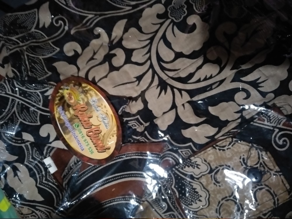 Batik Pria Lengan Panjang Guz Azmi Saku Paspol Hrb026 Motif Keraton Kode 002 Size M L Xl Xxl Reguler