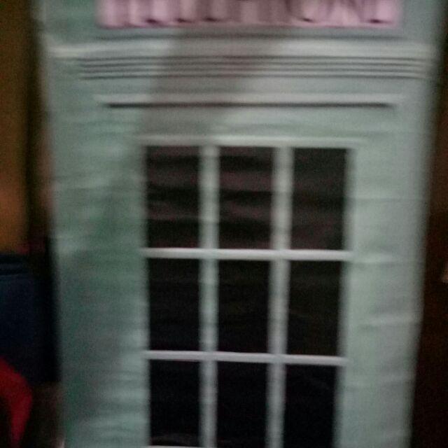 Stiker Pintu Kamar Tlp London