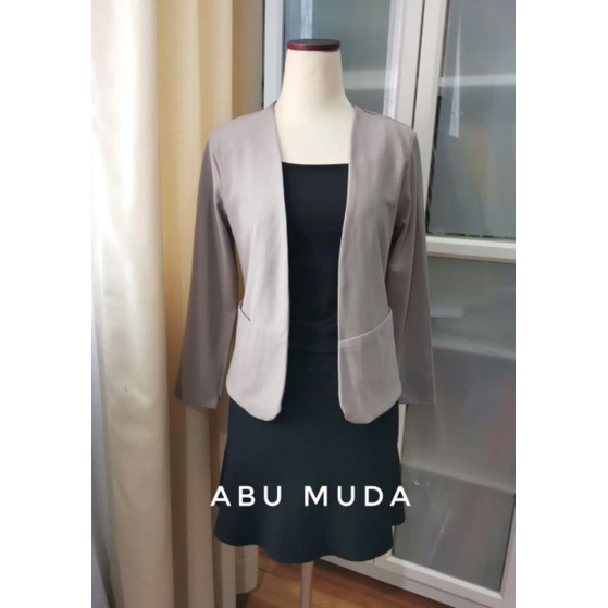 Maobli 856 COCOo Blazer Putih &amp; warna