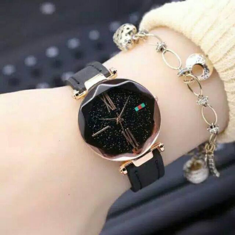 (Grosir)Jam Tangan Wanita Fashion Strap Kulit(Terima Cod)