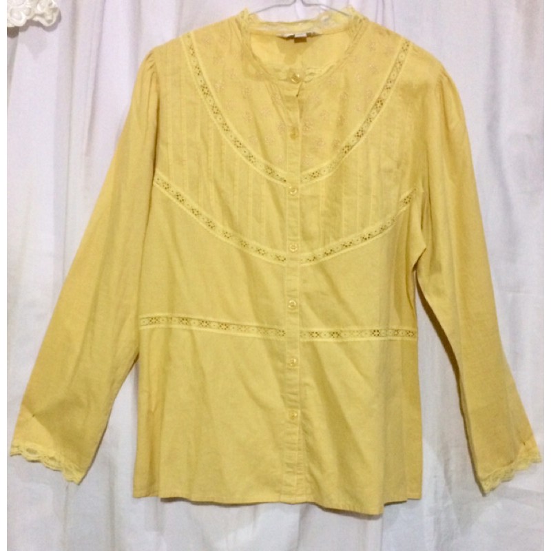 Kemeja Wanita St. Yves