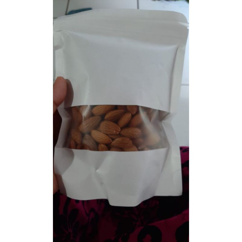 

Almond Kupas panggang ukuran 250gr