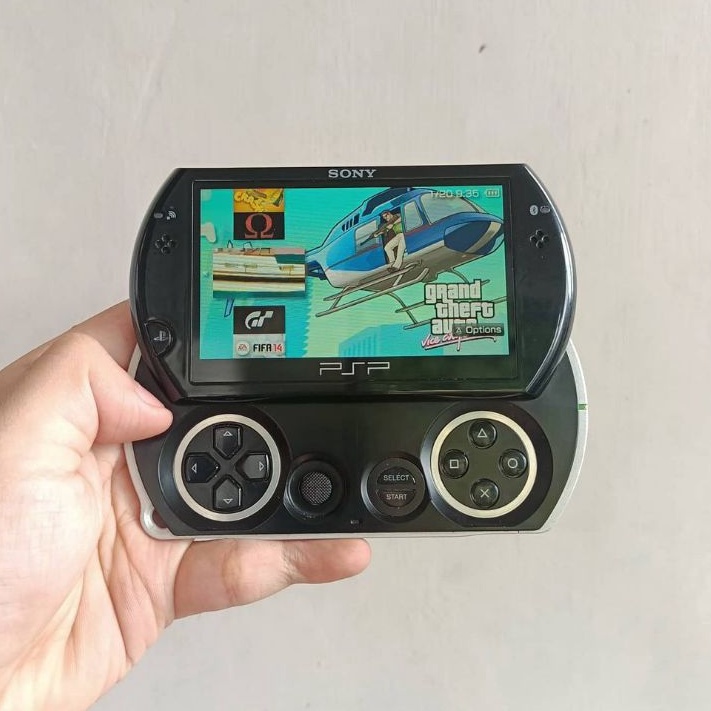 SONY PSP GO CFW MEMORY 16GB FULL GAMES + EMULATOR GAME RETRO PS1 NINTENDO GAMEBOY GBA NES SNES ORIGINAL MULUS MURAH PSP GO PLAYSTATION PORTABLE BUKAN PSP 1000 2000 3000 SLIM FAT