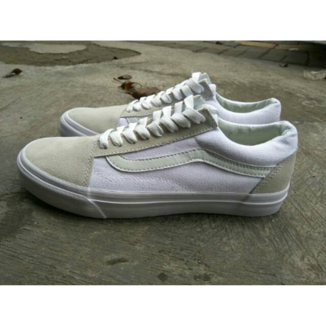 best looking slip resistant shoes