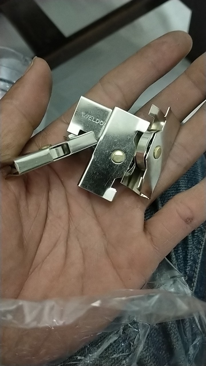 Roda Etalase Pintu Kaca Showcase Model Matex Besar