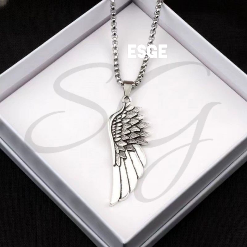 ESGE KALUNG PRIA SAYAP SILVER PUTIH TITANIUM PRIA TRENDY RANTAI KOREA JAPAN STREET STYLE