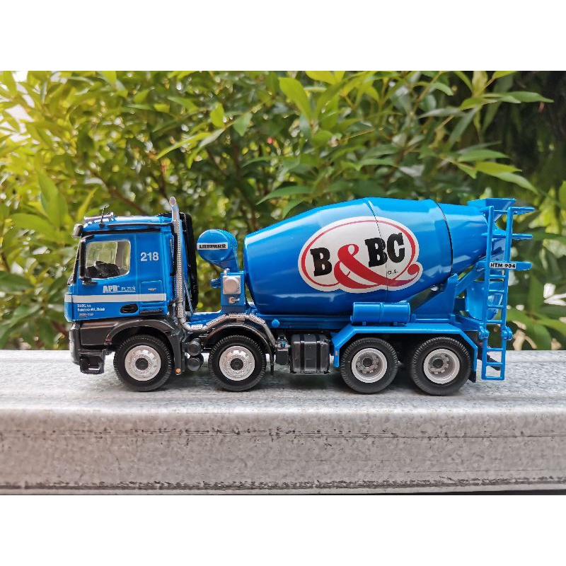 Diecast alat berat truck mixer Mercedes-Benz actros Nzg 1:50