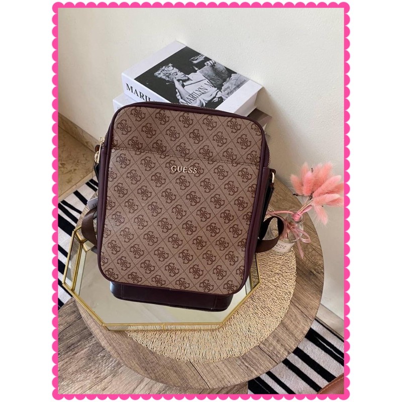 GUESS NOTHPOLE MAN (SLING BAG) TAS PRIA