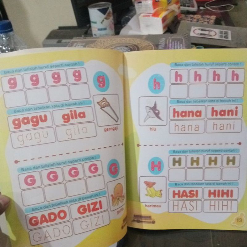 buku mengenal dan menulis abjad (19×27cm)