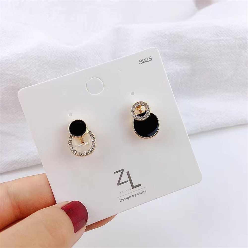 Anting Klip Tanpa Tindik Bentuk Geometri Bulat Aksen Kristal Untuk Perhiasan Wanita