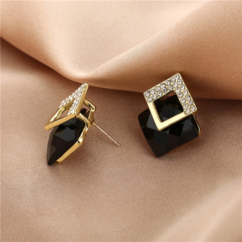 Anting Tusuk Gantung Temperament Bahan Sterling Silver 925 Desain Persegi Hias Berlian Hitam Gaya Trendy Untuk Wanita