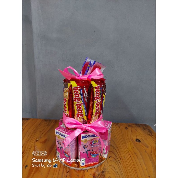 

bucket snack cake